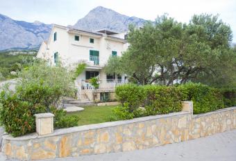 Apartment Promajna 2588c has Balcony rooms