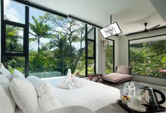 The Rucksack Caratel allows 18 year olds to book a room