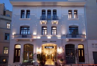 InnAthens has Balcony rooms