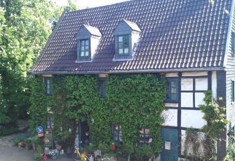 Der Birkenhof - Birch Court allows 18 year olds to book a room