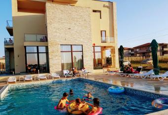 Sara has Balcony rooms