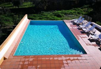 Casa do Peso allows 18 year olds to book a room