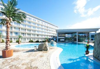 Ikar Plaza has Balcony rooms