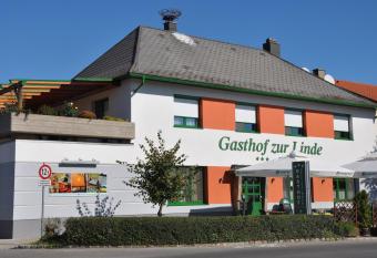 Gasthof zur Linde has Balcony rooms
