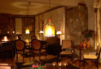 Aloni Toy Kir Thanasi Hotel & Spa has Balcony rooms