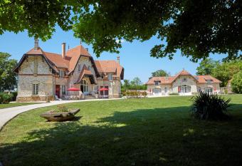 La Bertonnerie en Champagne has Balcony rooms