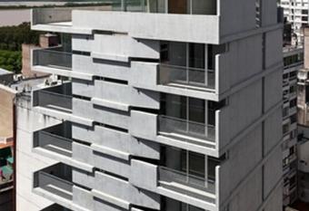 Altos de Maipu allows 18 year olds to book a room