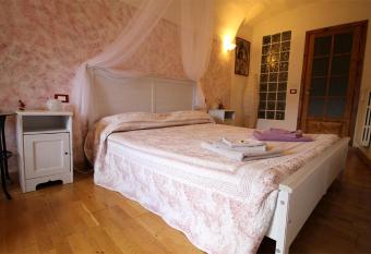 La Stregatta has Balcony rooms