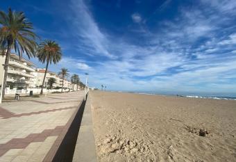 house on the beach allows 18 year olds to book a room