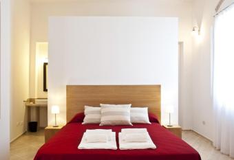 Nis   has Balcony rooms