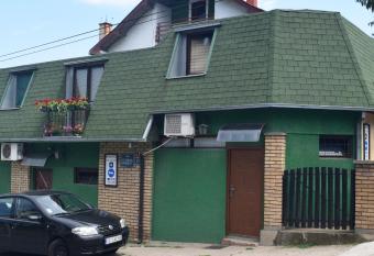 Apartment Jancic has Smoking rooms