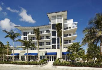 Royal Blues Hotel has Balcony rooms