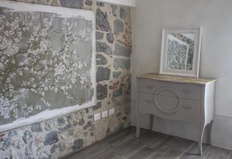 Le Dolcezze has Balcony rooms