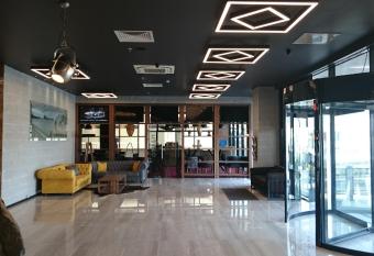 Livello Hotel has rooms with a private hot tub