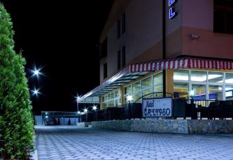 Motel Calypso Travnik has Smoking/Balcony rooms