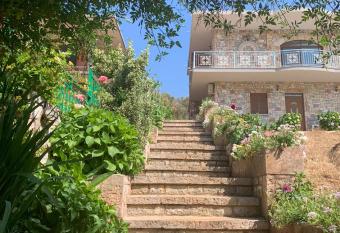 Jasmina Apartments has Balcony rooms