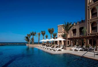 Sheraton Sharjah Beach Resort and Spa allows 18 year olds to book a room
