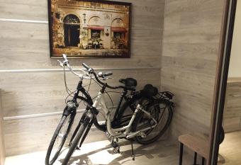 Luxury apartment in Old Town allows 18 year olds to book a room