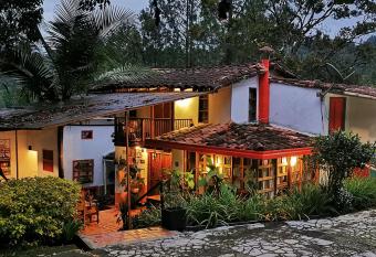 Hotel Marrokos Aeropuerto JMC has Balcony rooms