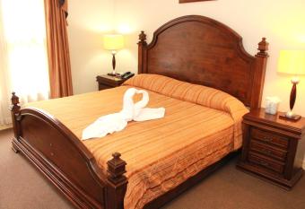 Sportsmens Lodge allows 18 year olds to book a room