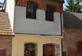 Penzion Slunce nad Vinn  m Sklepem has Balcony rooms