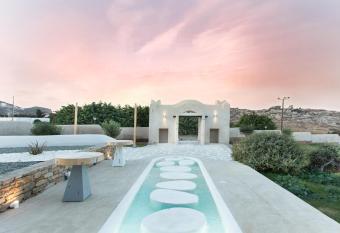 Naxos Euphoria Suites allows 18 year olds to book a room