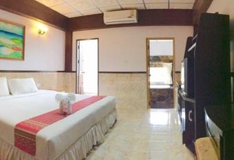 Kata Palace Phuket has Balcony rooms