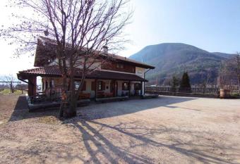 Agriturismo Le Cavade has Balcony rooms