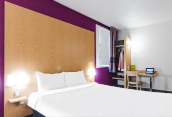 B&B HOTEL Toulouse Purpan Z  nith allows 18 year olds to book a room