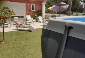 Bois Joli allows 18 year olds to book a room