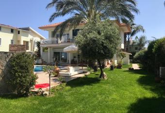 Villa Lale has Balcony rooms