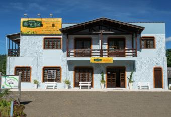 Pousada Cidade Verde allows 18 year olds to book a room