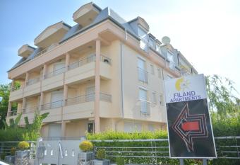 Filand Apartmani allows 18 year olds to book a room