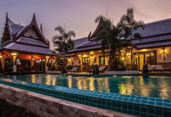 Saifon Villas 5 Bedroom Pool Villa - Whole villa priced by bedrooms occupied allows 18 year olds to book a room