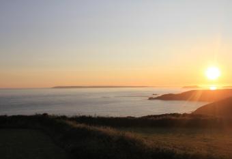 Pourquoi Pas B&B allows 18 year olds to book a room