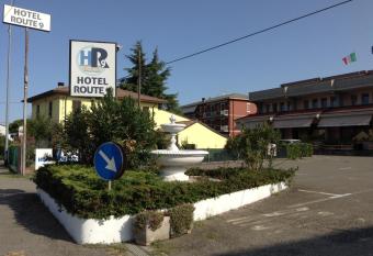 Hotel Route 9 has Balcony rooms