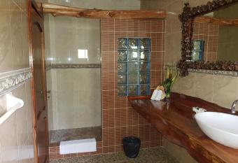 Elje Villa has Balcony rooms