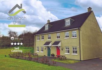 An Teach Glas allows 18 year olds to book a room