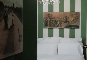 B&B L Albero Di Antonia has Balcony rooms