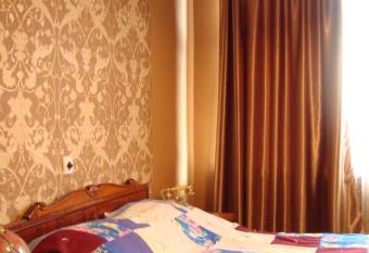 Guesthouse Valeria has Balcony rooms