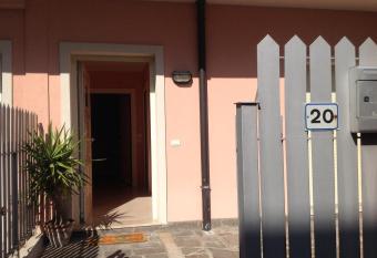 Appartamenti Jamaica has Balcony rooms