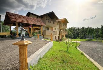 Guest House Bun  i   Rooms & Apartments has Balcony rooms