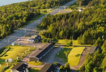 Travels Inn Victoria County allows 18 year olds to book a room