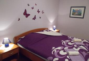 Apartments Sara has Balcony rooms