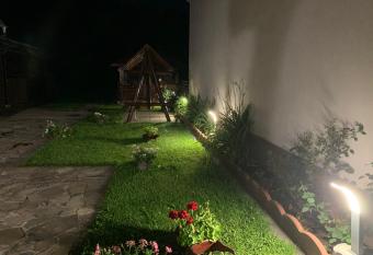 Pensiunea Stoian allows 18 year olds to book a room