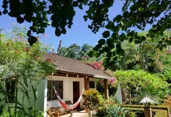 Escape Caribe  o allows 18 year olds to book a room