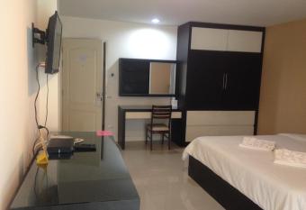 Similan Mansion has Balcony rooms