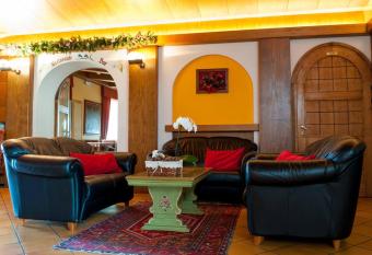 Residence Des Alpes has Balcony rooms