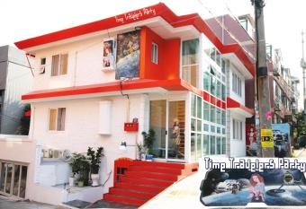 Time Travelers Party Hostel In Hongdae allows 18 year olds to book a room