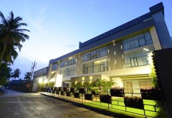 Maple IVY- A Boutique Hotel allows 18 year olds to book a room